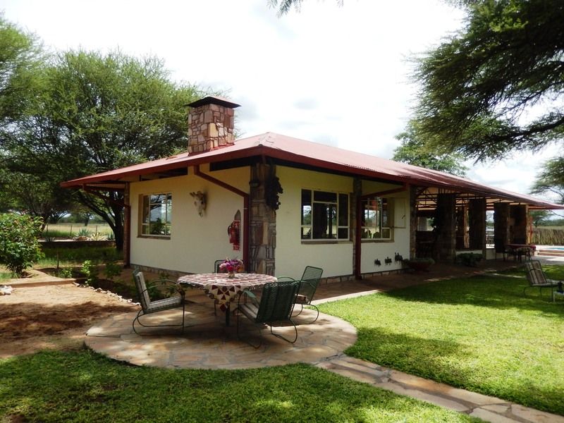 Готель Dornhuegel Guestfarm Grootfontein Екстер'єр фото