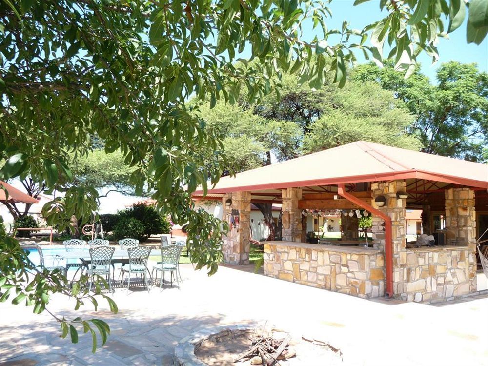 Готель Dornhuegel Guestfarm Grootfontein Екстер'єр фото